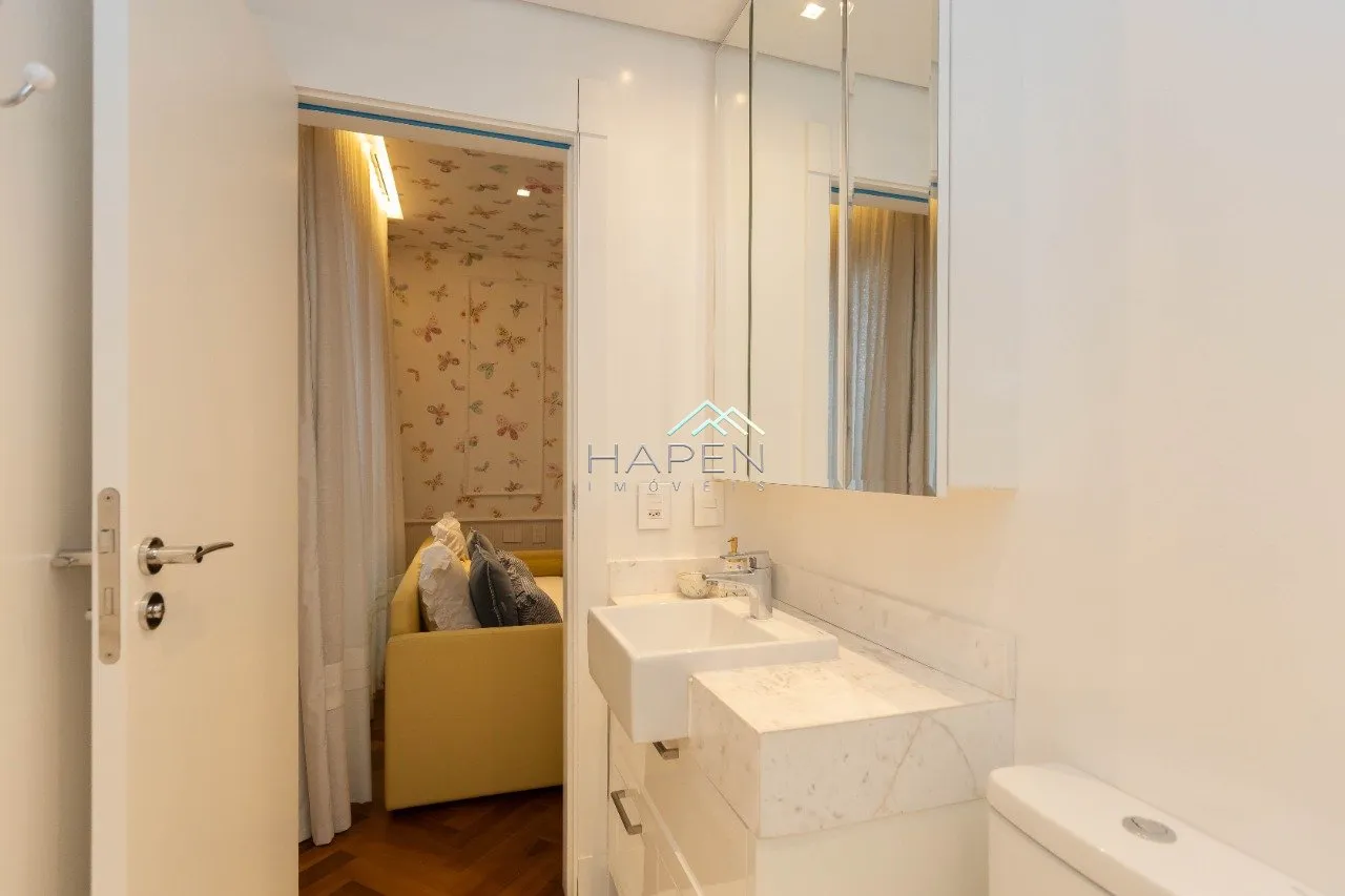 Квартира 215 м² с 3 спальнями-сюитами и 5 ванными — photo 29