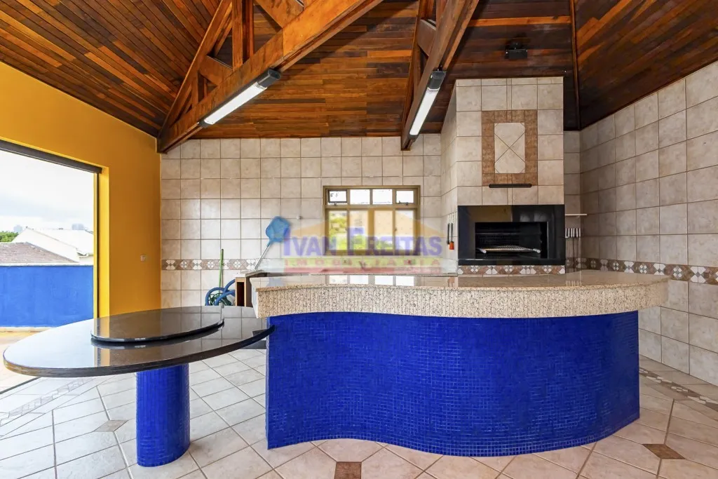 House with 5 bedrooms and balcony, plus 5 parking spots — photo 74