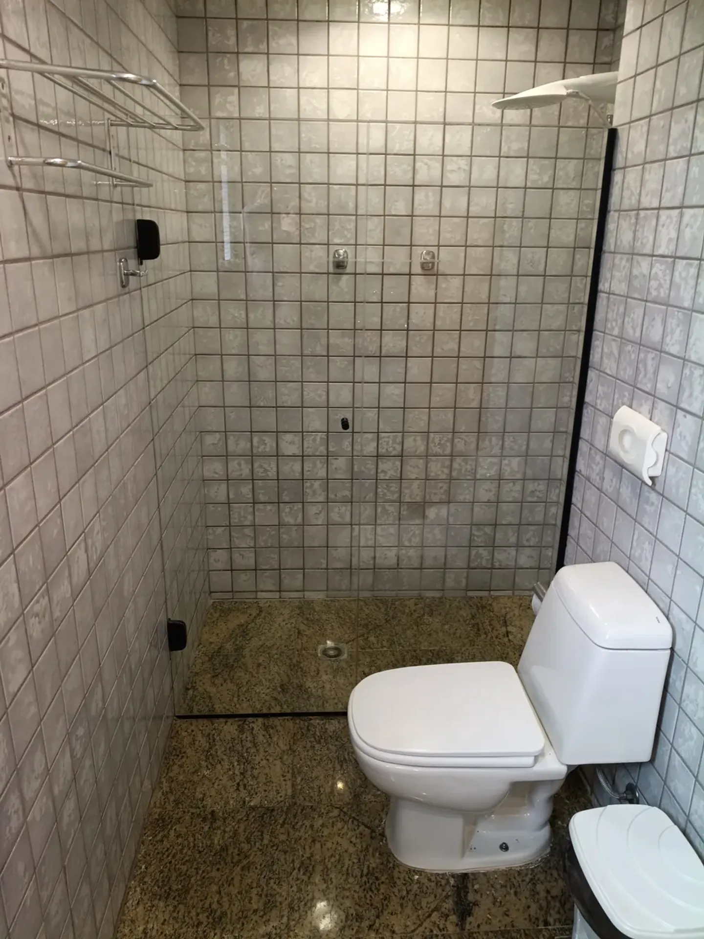 80 m² apartment with a home office and a washing machine — photo 6
