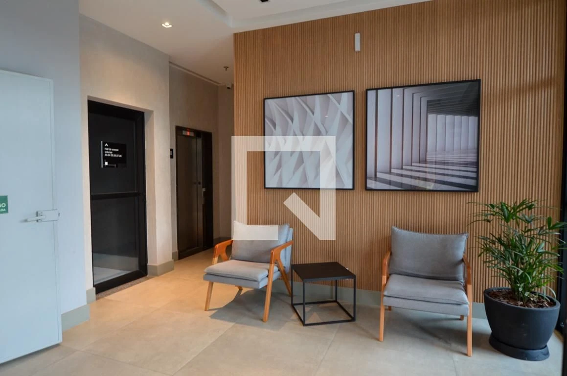 2-bedroom apartment in a building with a sauna — photo 12