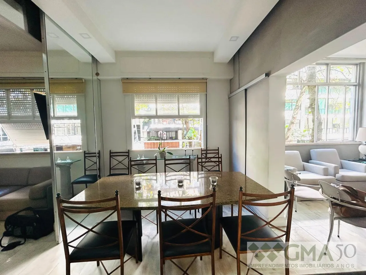 Air-conditioned apartment with 2 bedrooms and 3 bathrooms — photo 9