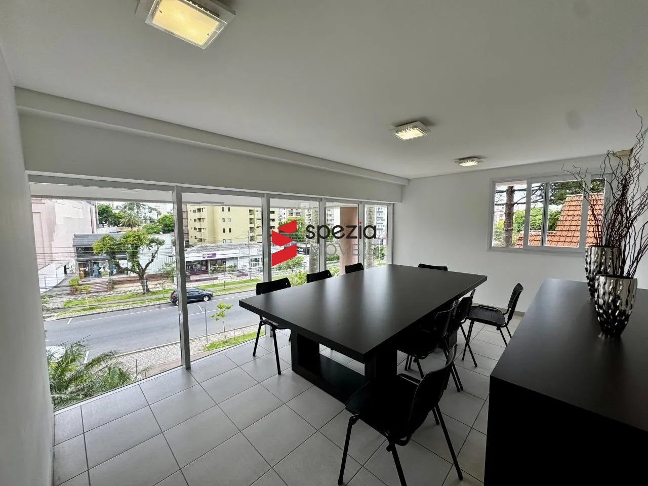 Рабочее место и 2 спальни: квартира 52 м² — photo 23