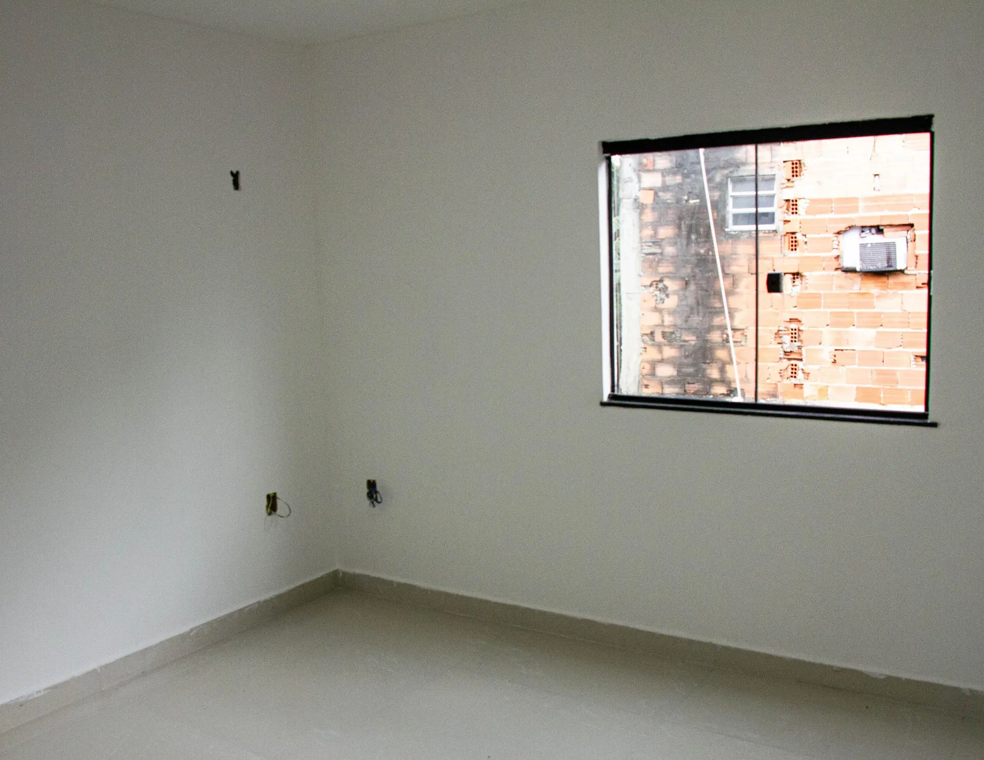 House with 2 bedrooms and a balcony — photo 14