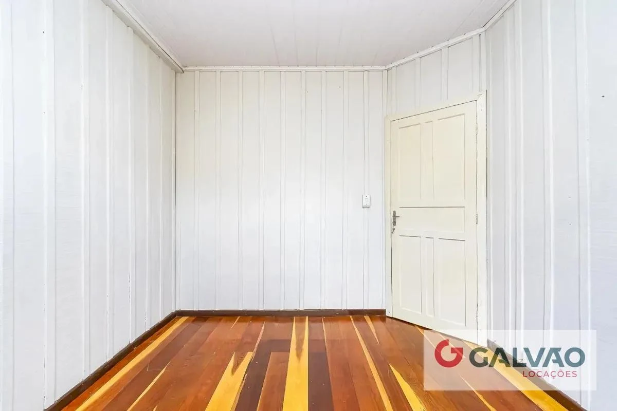 House with a separate kitchen and 5 bedrooms, 224 m² — photo 37