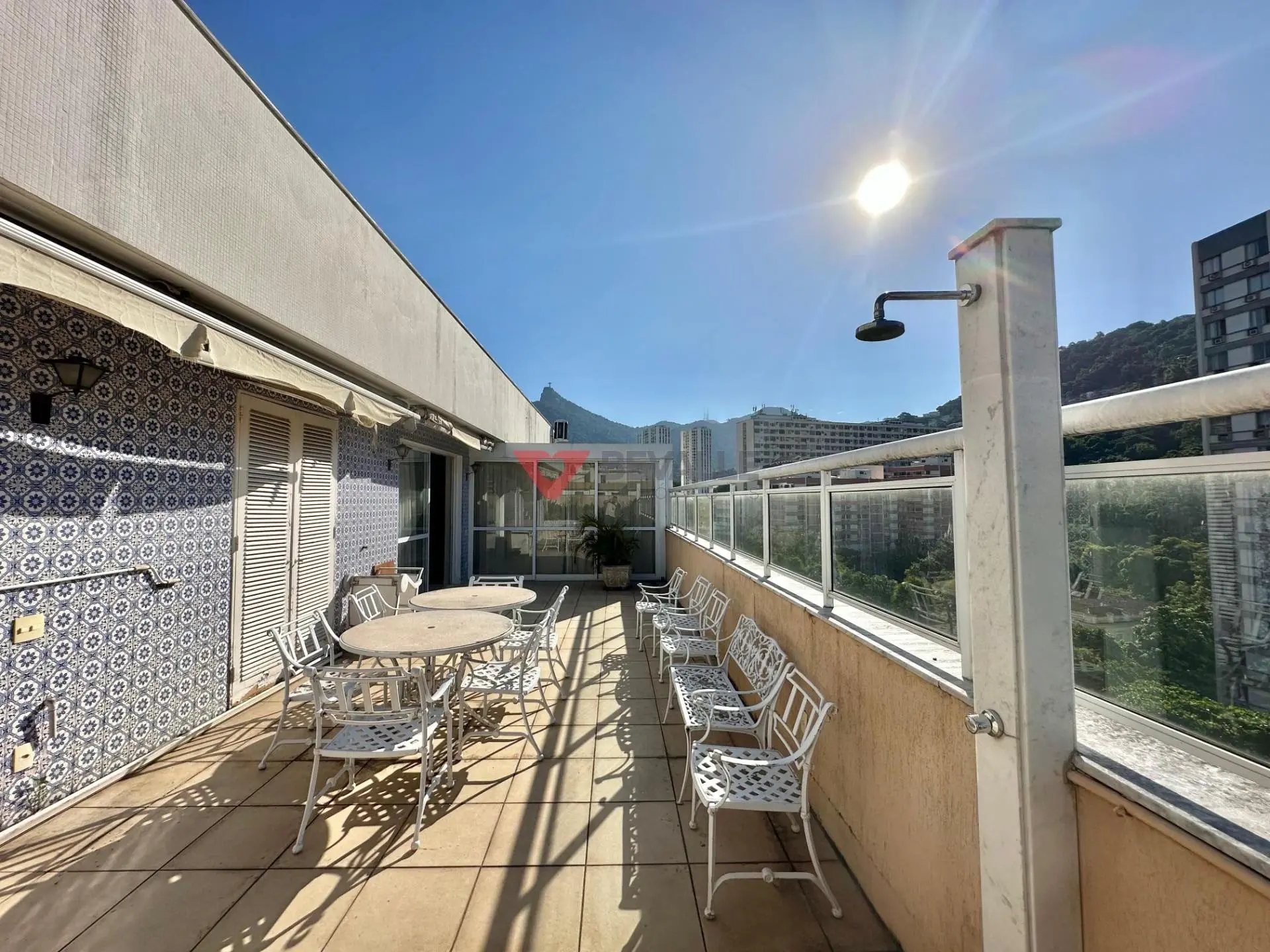 Cobertura linear com 300 m² e 5 quartos — photo 4
