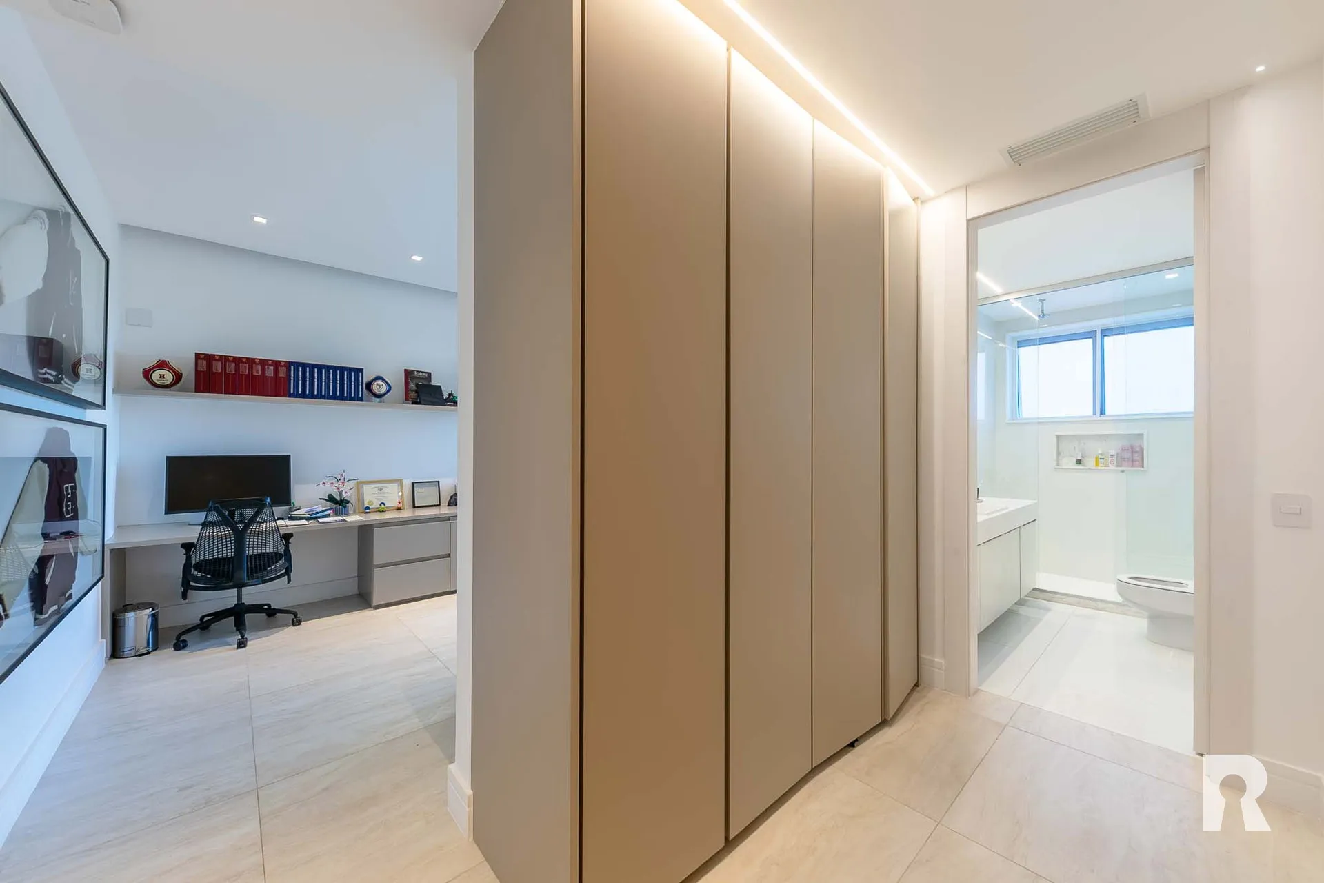 Apartamento mobiliado com cozinha integrada e 5 suítes — photo 21