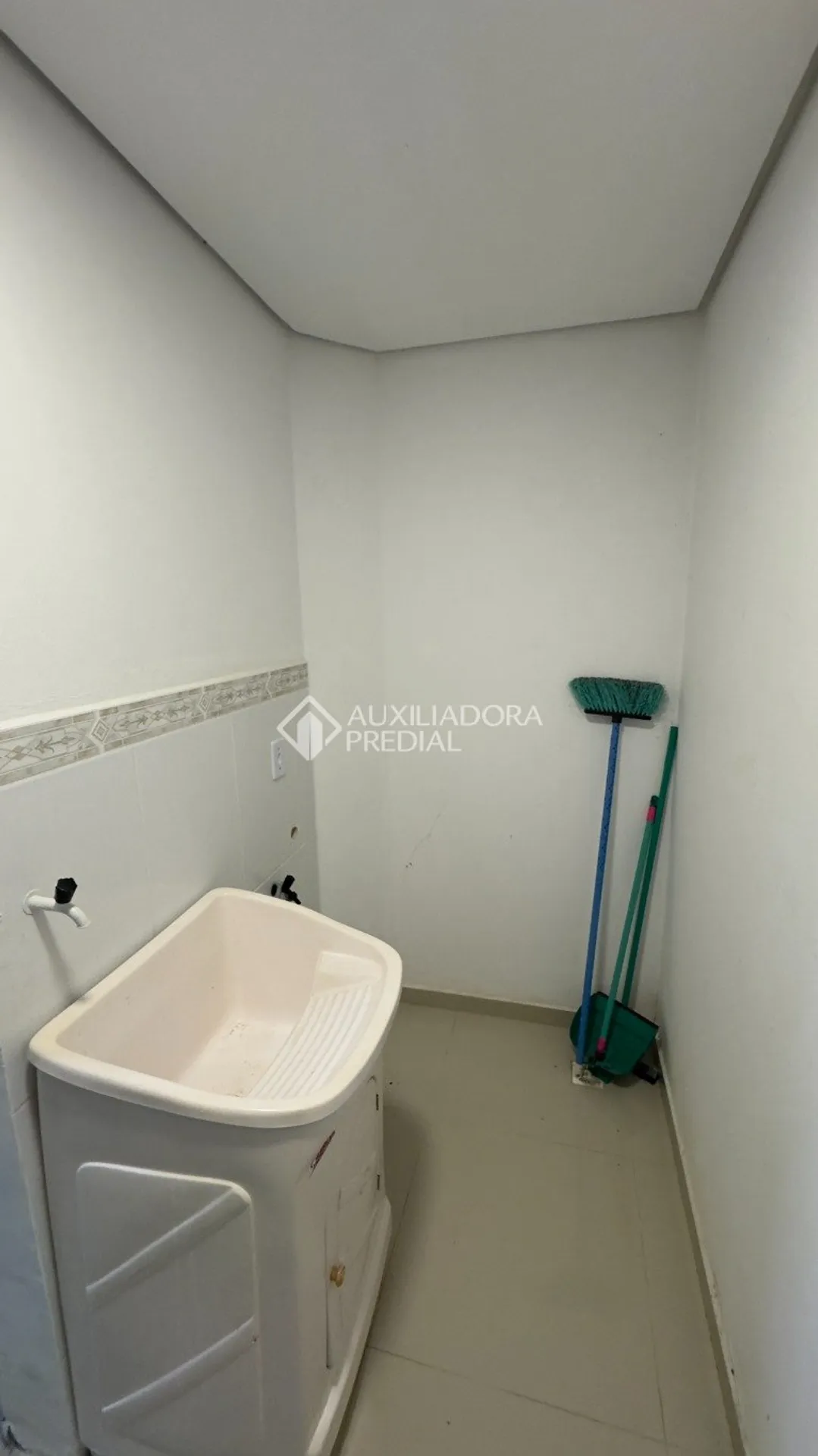 Apartamento de 2 dormitorios con cocina abierta y 82 m² en el 1er piso — photo 14