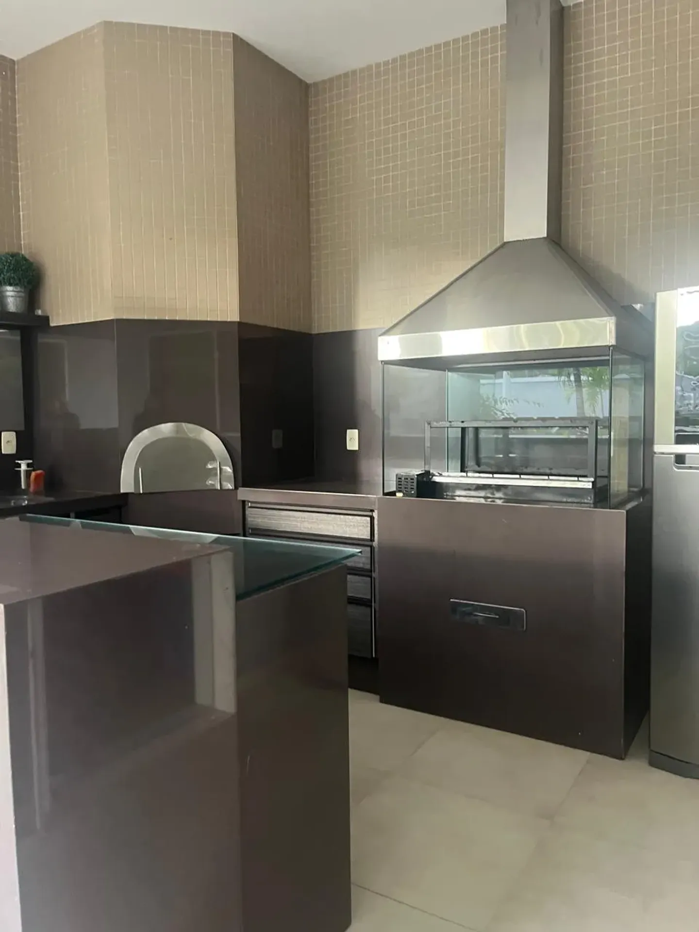 Furnished house with 5 en-suite bedrooms and 630 m² — photo 29