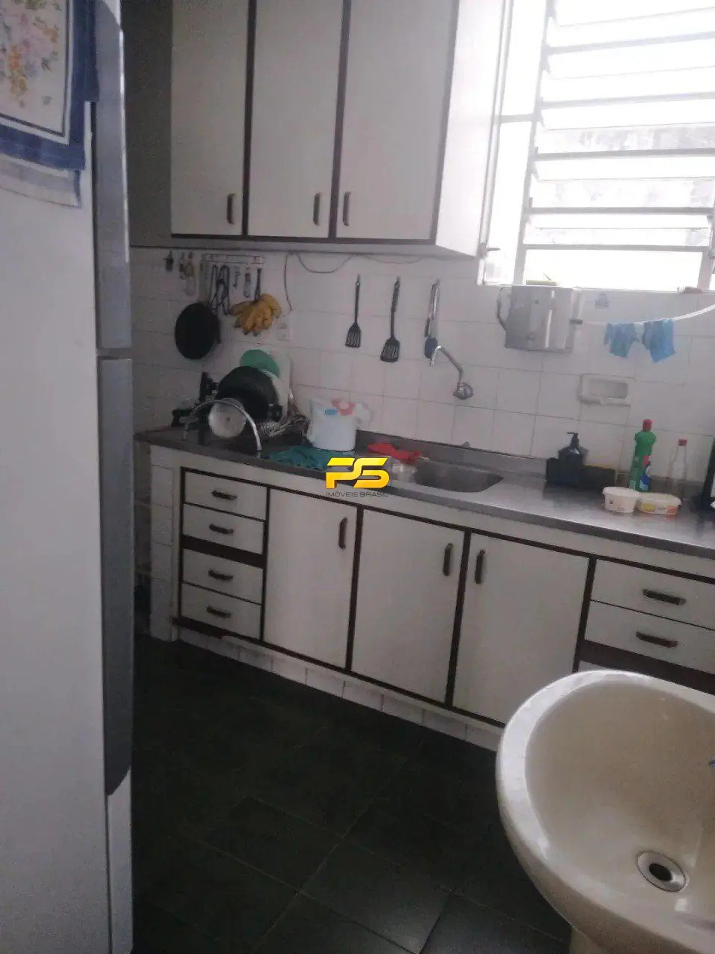 Коммерческий дом 250 м², 4 спальни и закрытая кухня — photo 2