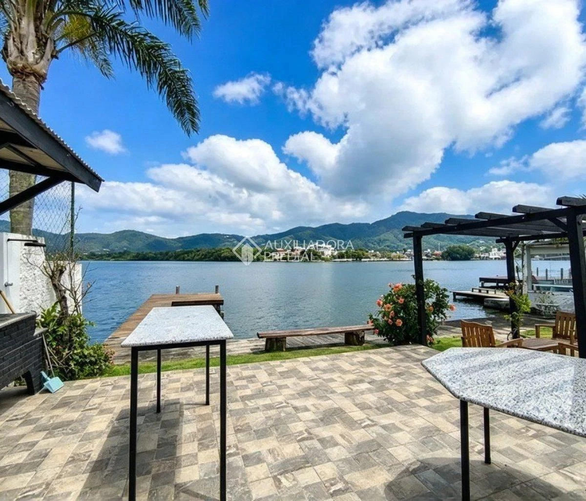1 quarto e vista para a água: casa de 45 m² — photo 24