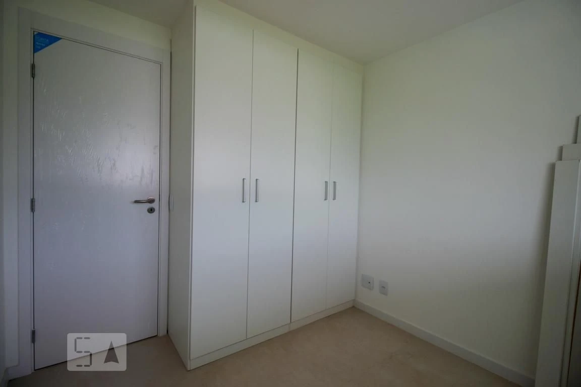 2-bedroom apartment with a mountain view — photo 12