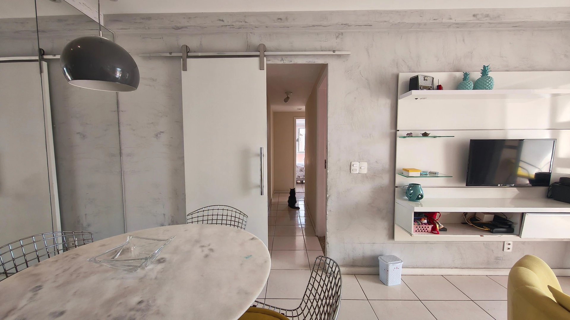 3-bedroom apartment with a mountain view in Rio de Janeiro — photo 5