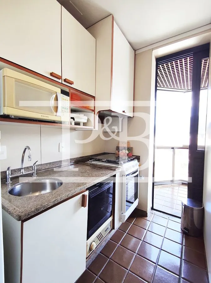2-bedroom apartment in a building with a sauna — photo 6