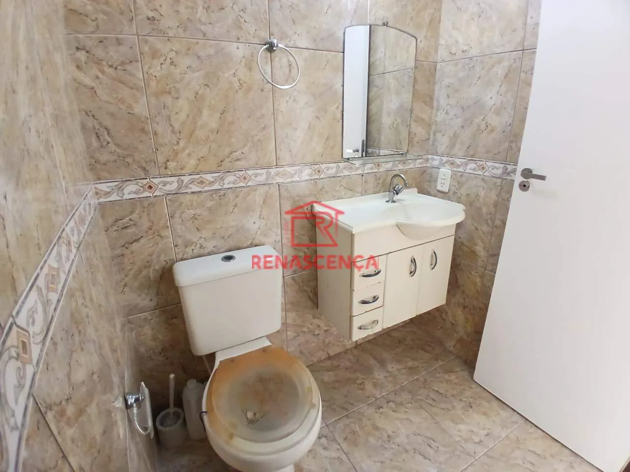 3-bedroom apartment with 2 bathrooms and 1 parking spot — photo 2