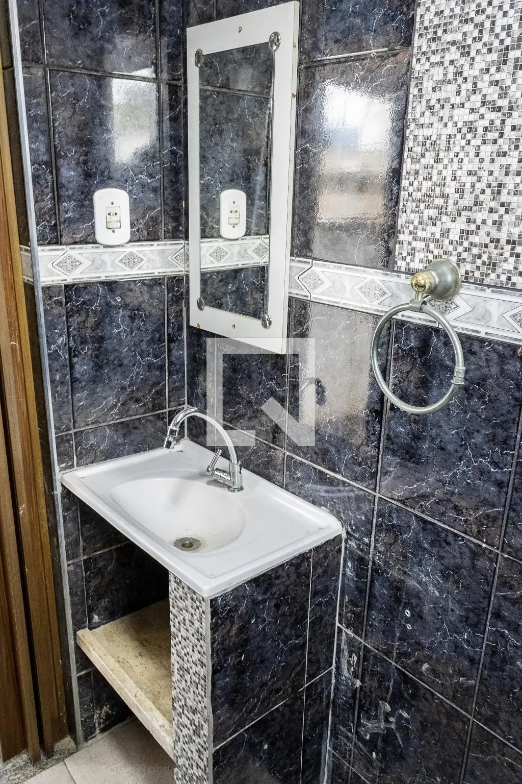Unfurnished house with 3 bedrooms, 1 bathroom and parking — photo 11