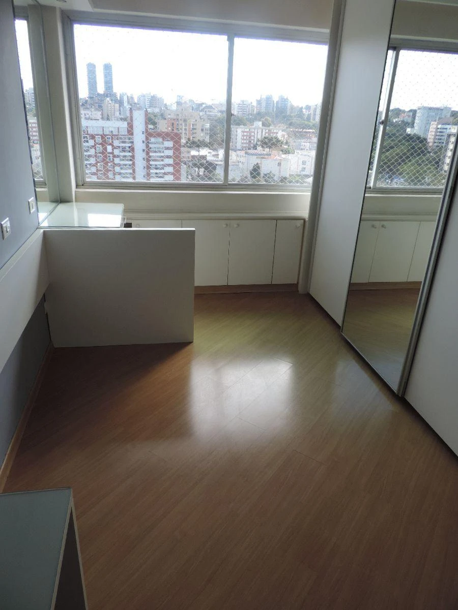 312 m² apartment with an open-plan kitchen — photo 3
