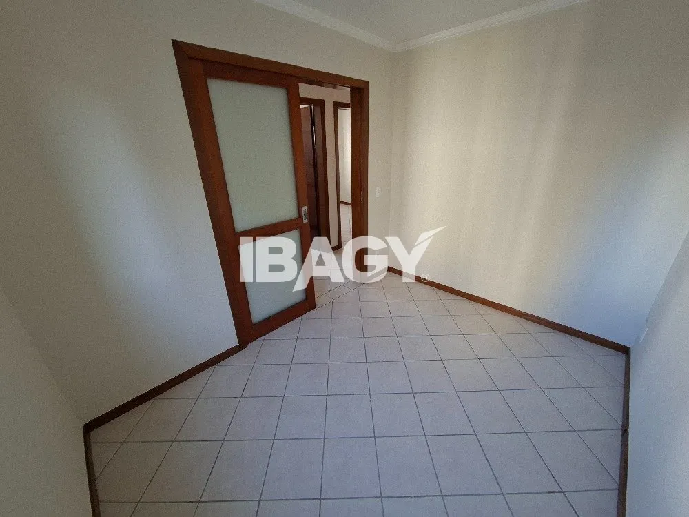 Apartamento de 4 dormitorios con 135 m² y 1 suite — photo 15