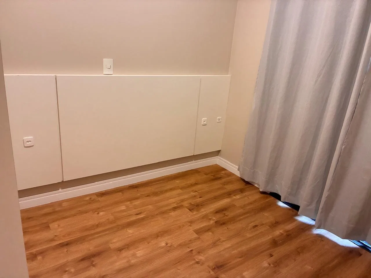 Departamento con piso de madera o laminado en Curitiba — photo 5