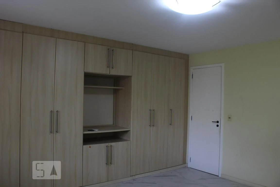 Apartamento sem mobília com 3 quartos e 2 banheiros — photo 23