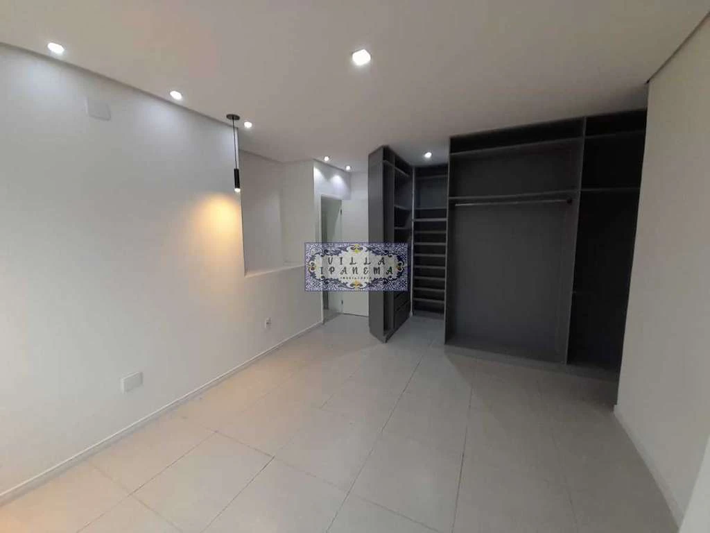 Duplex penthouse 210 m² with 3 en-suite suites — photo 26