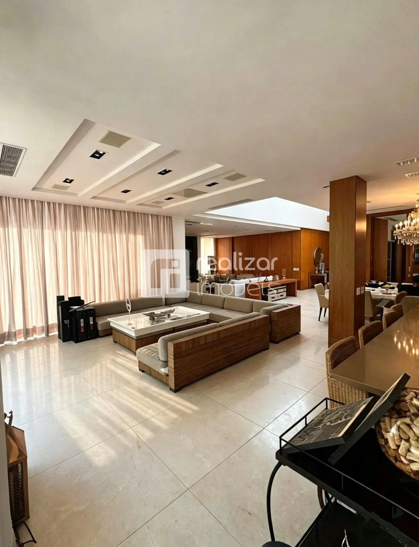Garden in a 5-bedroom house, 709 m² — photo 6