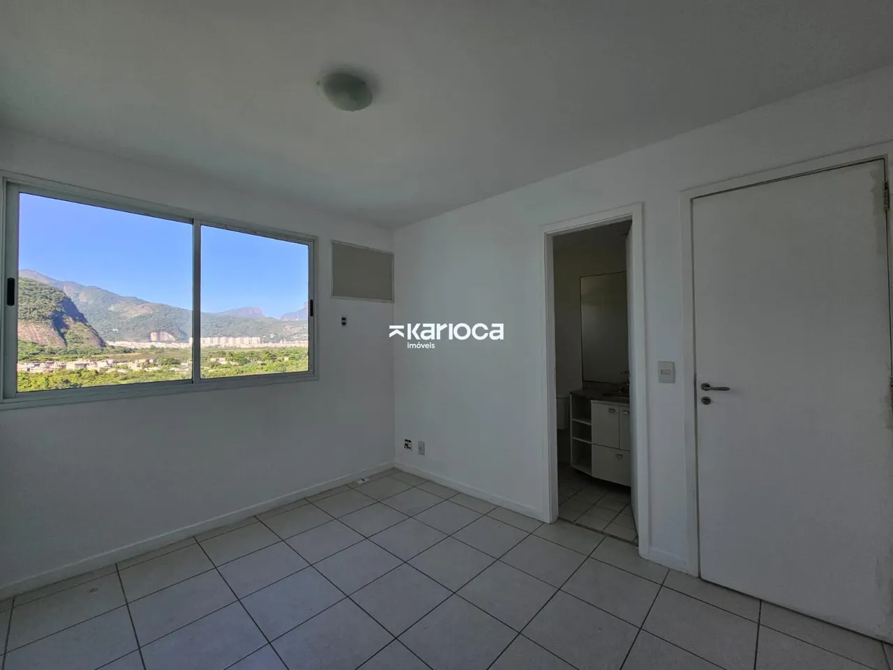 Квартира з 2 спальнями і 2 ванними 77 м² — photo 3