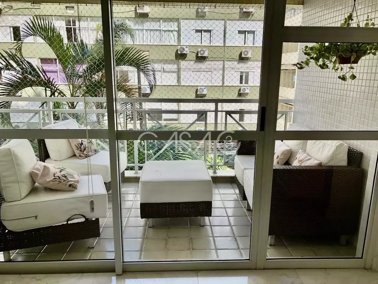 109 m² apartment with a home office and a washing machine — photo 5