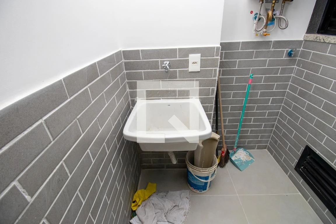 Квартира з 3 спальнями, 1 паркомісцем і басейном — photo 43