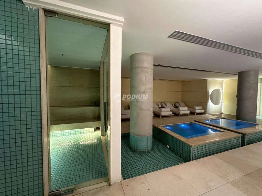 Furnished 64 m² apartment with 1 en-suite and 2 parking spots — photo 20