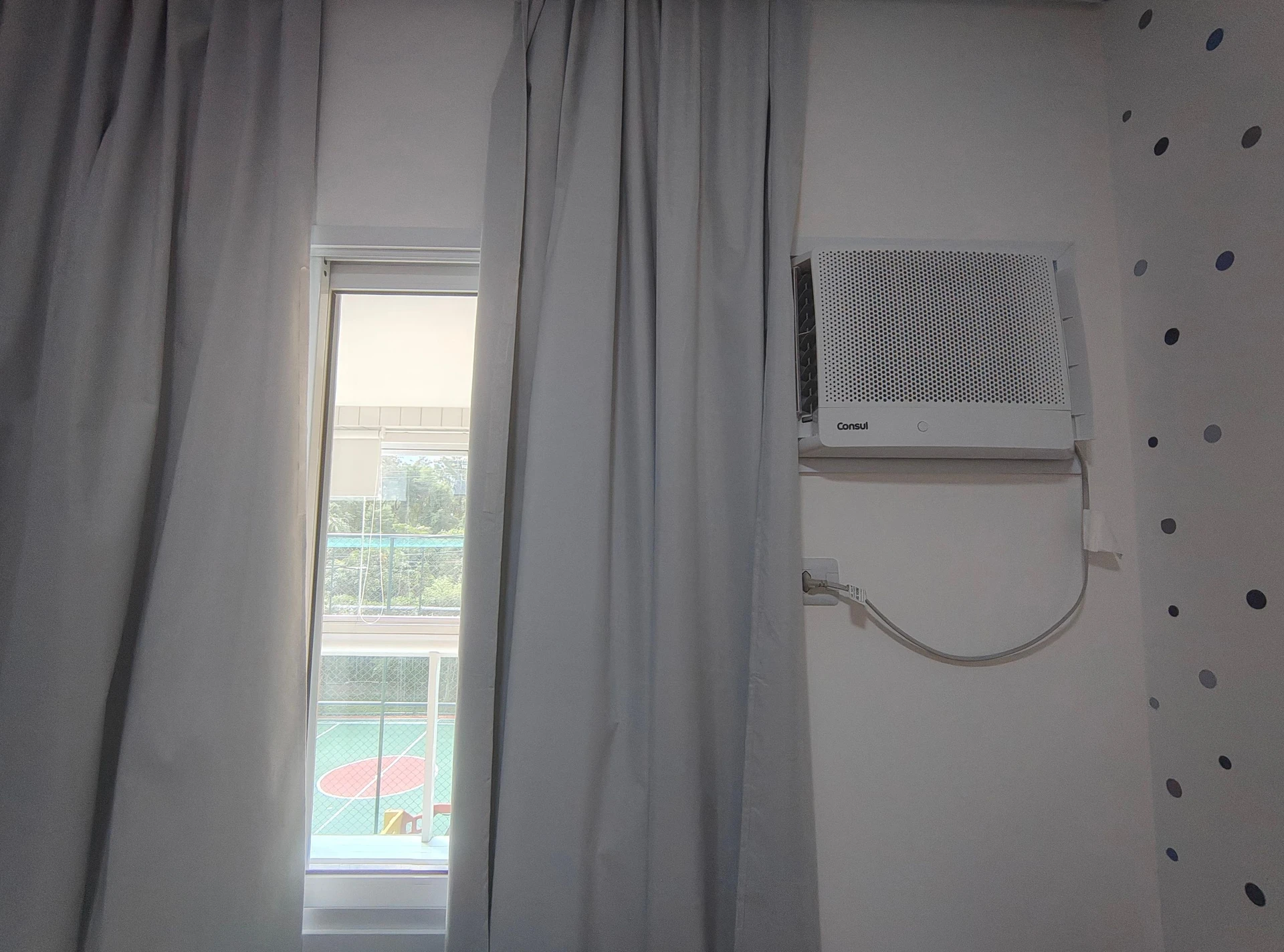 Rental apartment with 3 bedrooms and enclosed balcony — photo 4