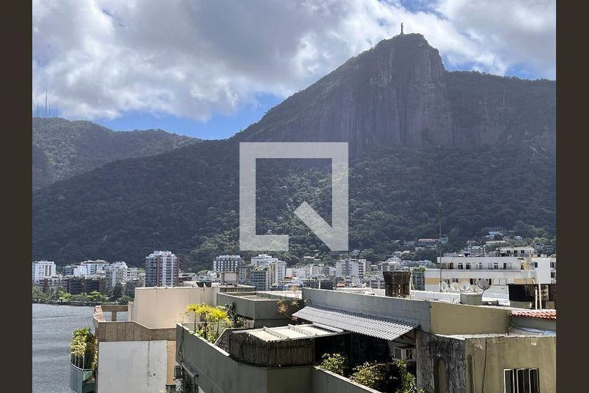 Apartamento de 2 quartos com cozinha fechada — photo 31