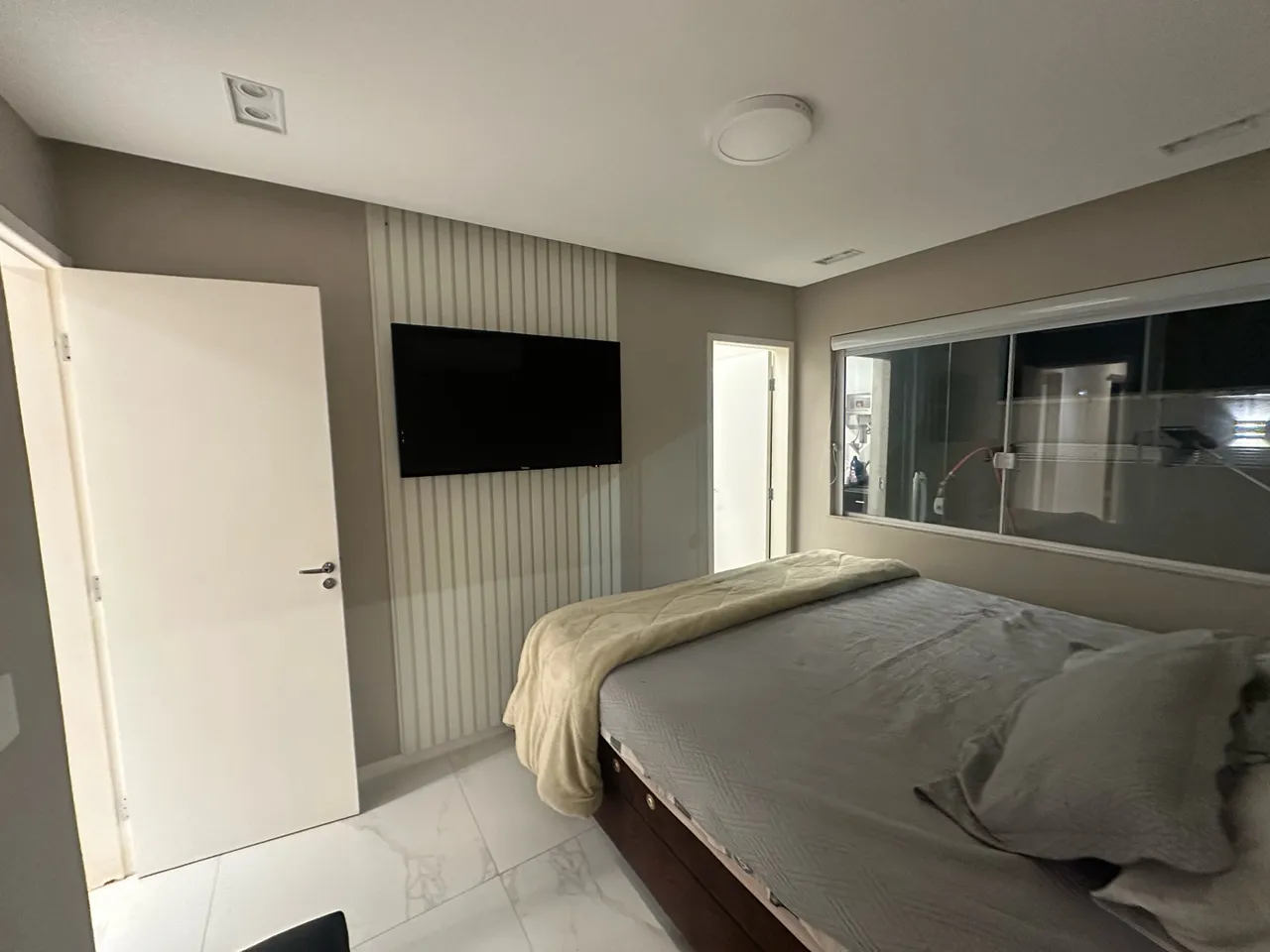 3-bedroom house with a dishwasher — photo 2
