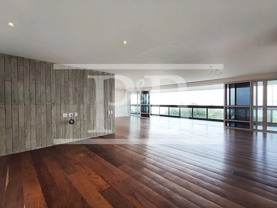 4-bedroom apartment 284 m² with 3 parking spaces — photo 11