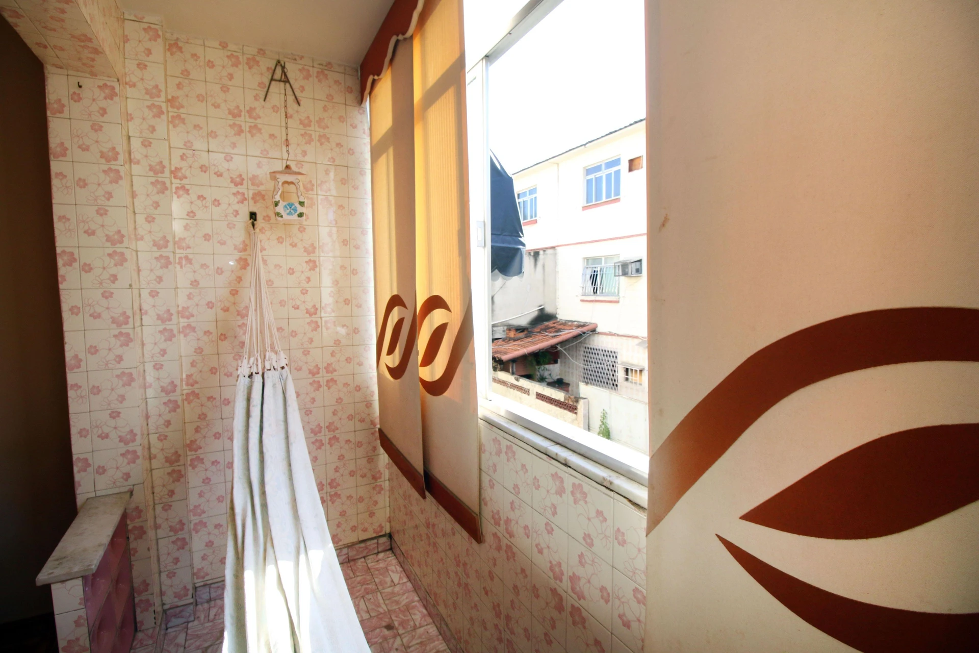 Rental apartment with 2 bedrooms and a balcony — photo 21