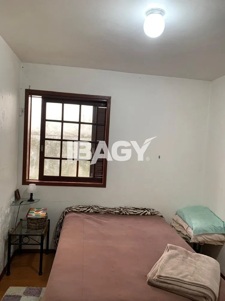 House with 4 bedrooms and 380 m², 2 parking spots — photo 11