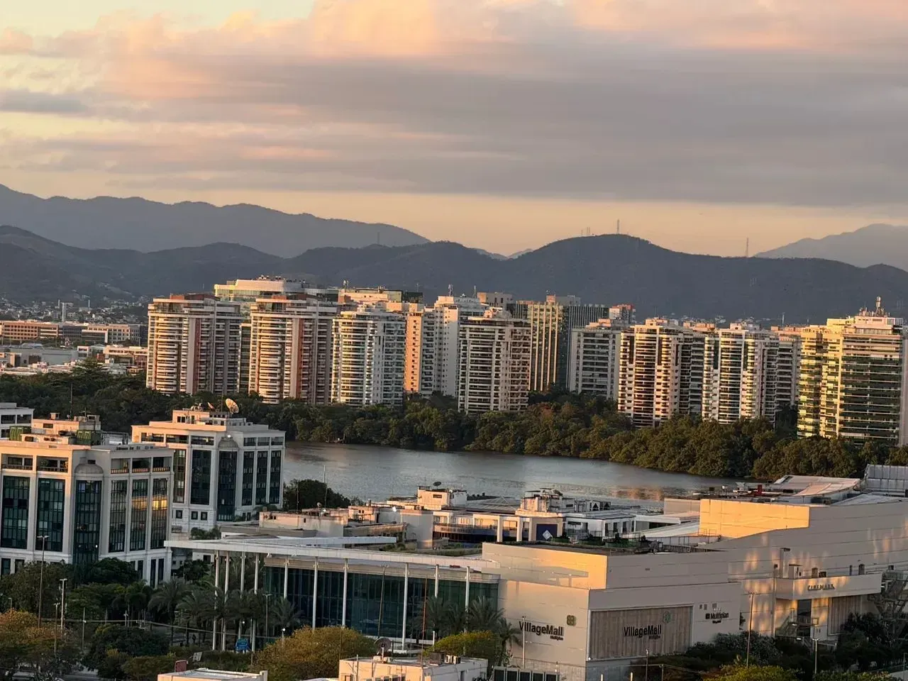 Apartamento mobiliado com 1 quarto e 2 banheiros — photo 3