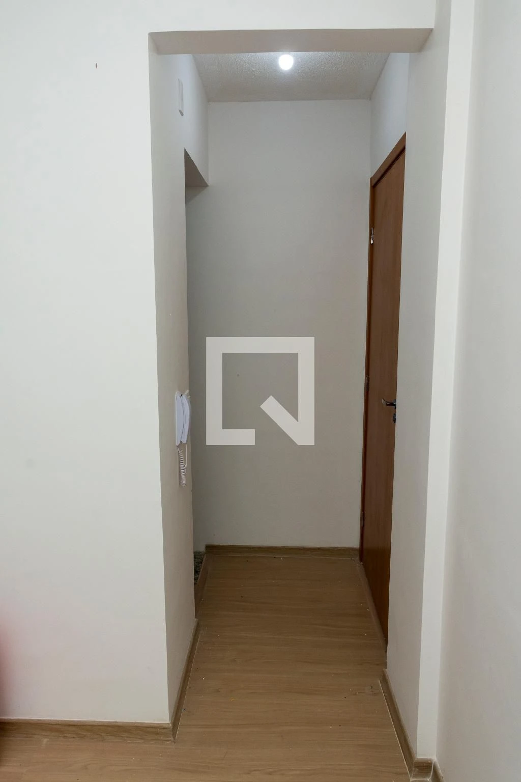 2-bedroom apartment in a building with a gym — photo 59
