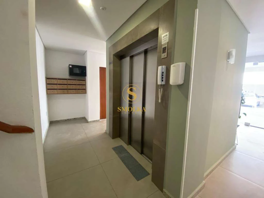 Furnished 3-bedroom apartment with private BBQ