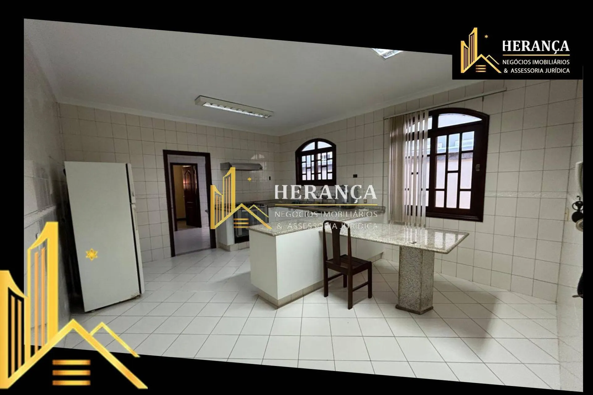 Furnished linear house with 3 bedrooms and enclosed kitchen — photo 14