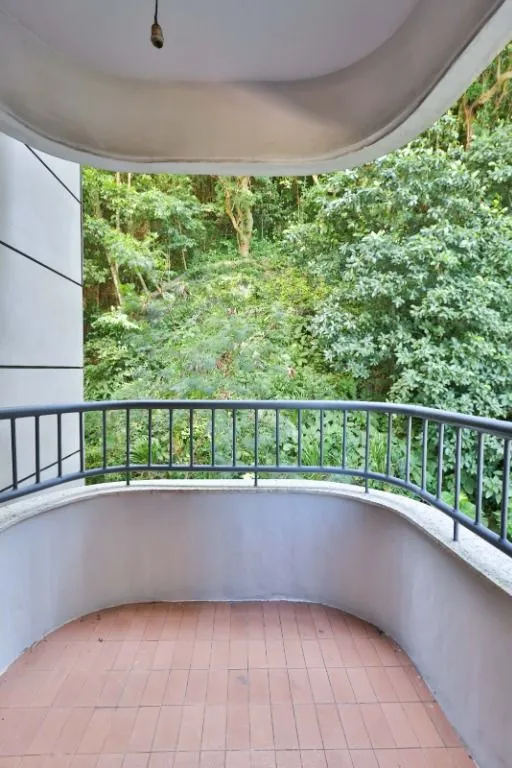 3-bedroom apartment with 2 baths and 125 m² floor area — photo 38