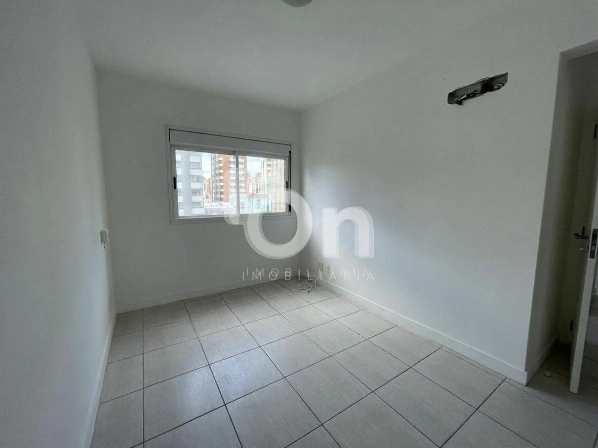 2-bedroom apartment with a water view in Florianópolis — photo 17