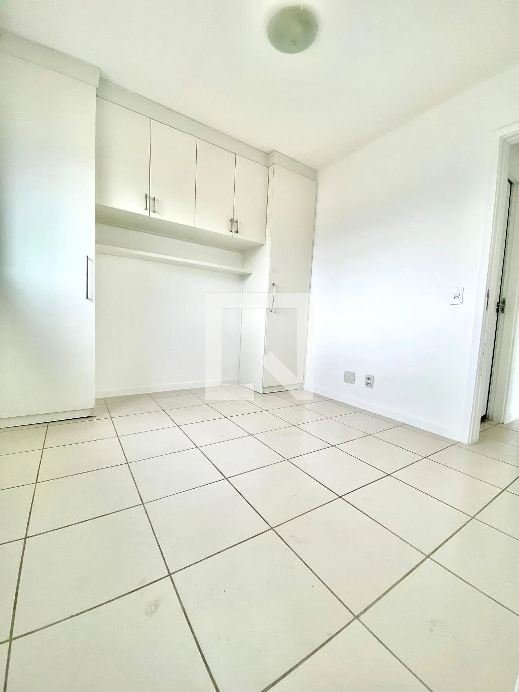 Apartamento de 2 quartos em condomínio com piscina — photo 7