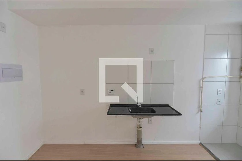 Wood or laminate floors in a 2-bedroom apartment, 45 m² — photo 2