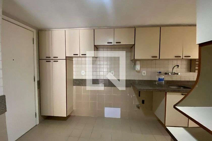 2-bedroom apartment with 103 m² and a balcony — photo 28