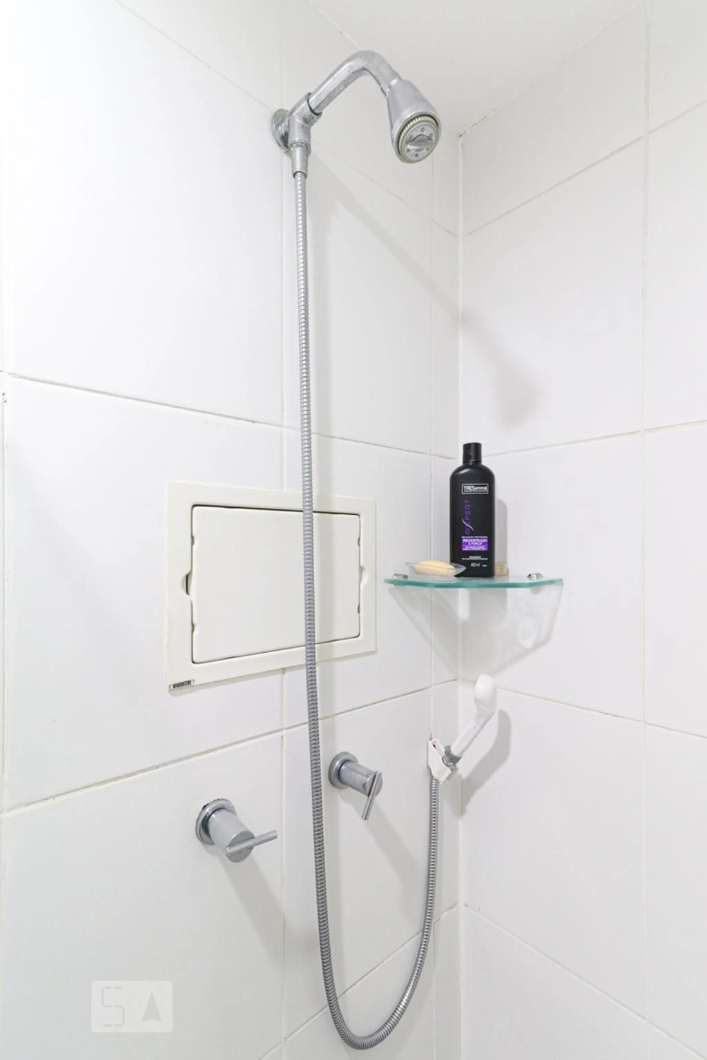 Apartamento mobiliado com 2 quartos e churrasqueira privativa — photo 2