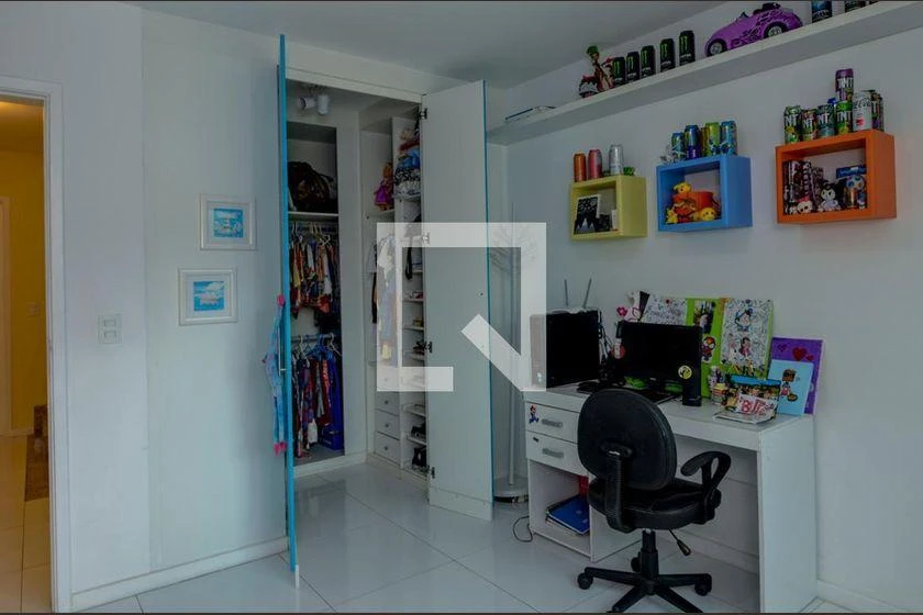 380 m² house with 4 bedrooms and air conditioning — photo 6