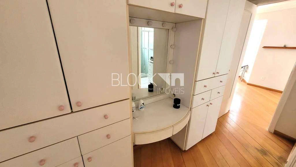 600 m² house with 4 bedrooms and 3 en-suite bathrooms — photo 13