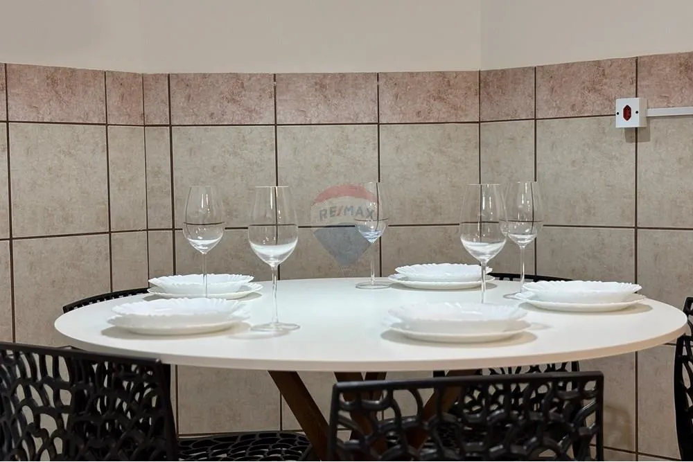 Apartamento de 1 dormitório com sacada e churrasqueira — photo 13