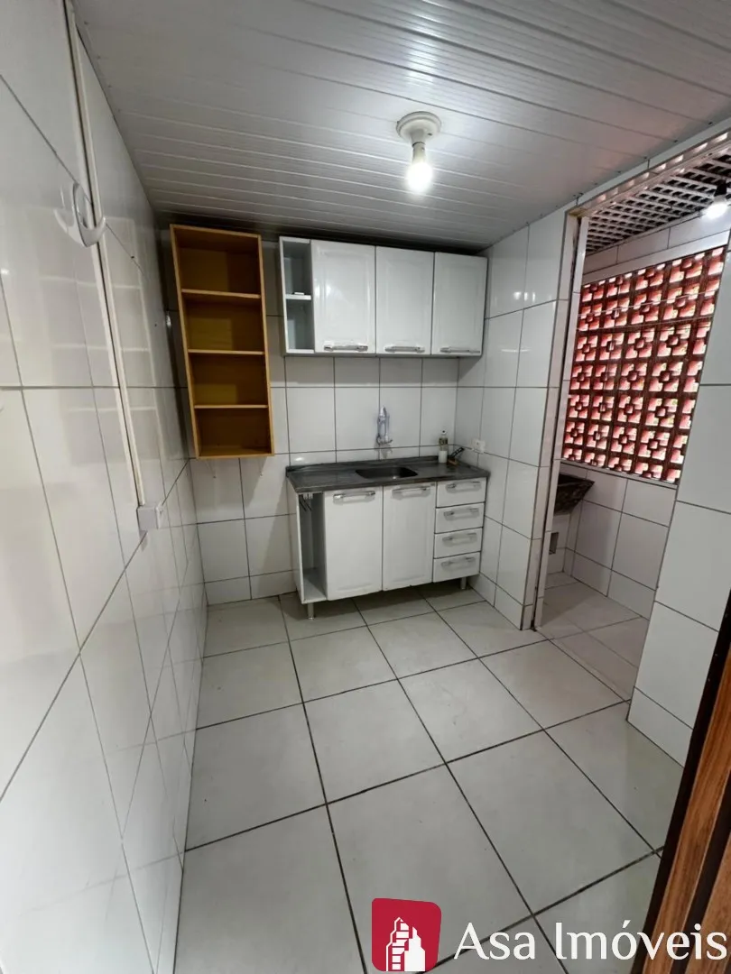 Apartamento de 2 quartos com cozinha a gás e 48 m²