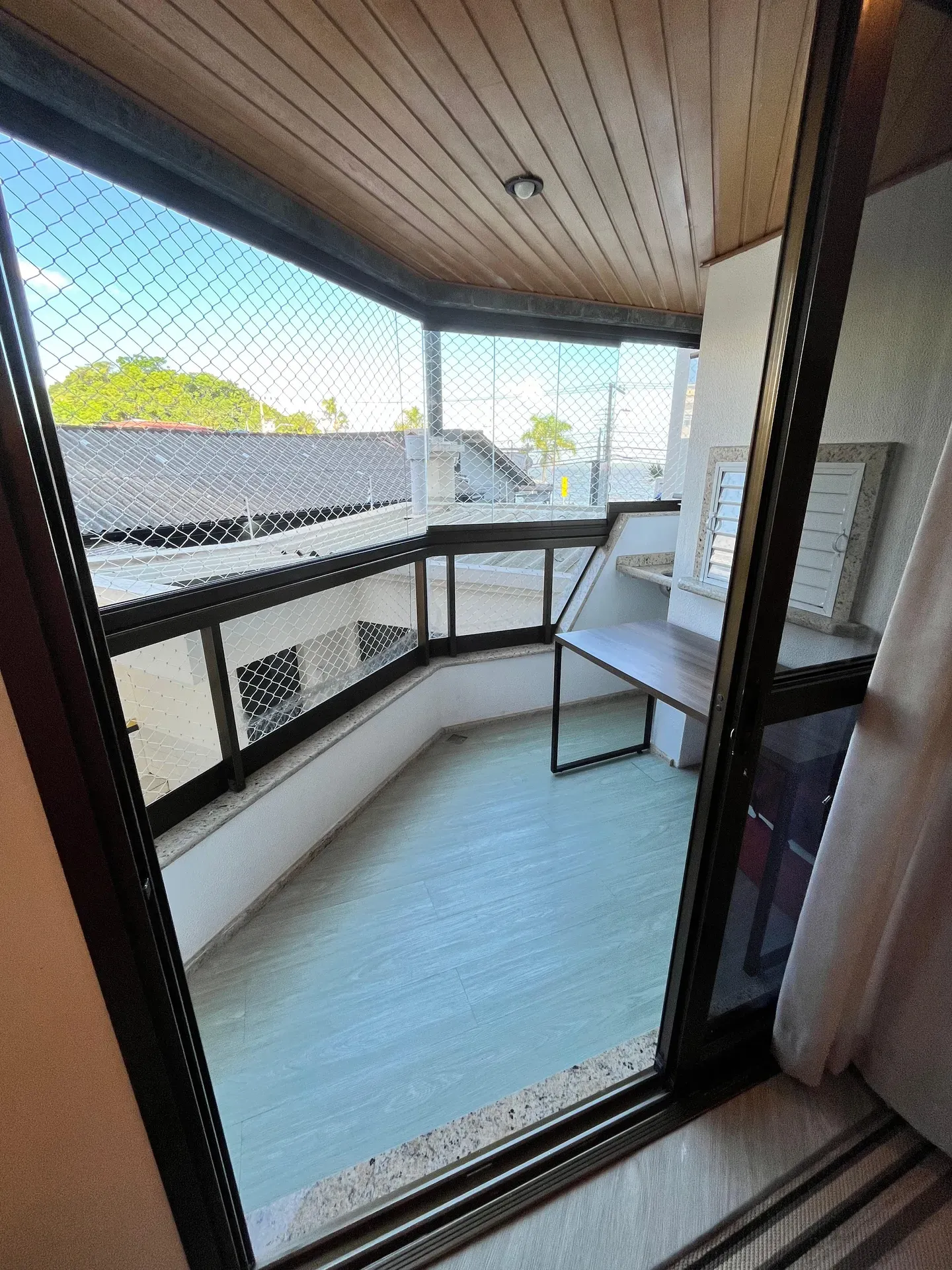 Furnished 3-bedroom apartment with 3 bathrooms